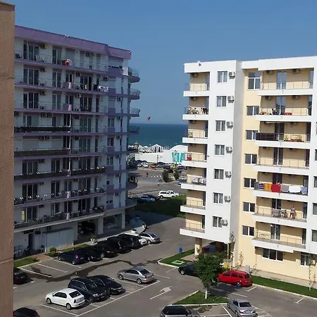 Alena Summerland Apartman Mamaia